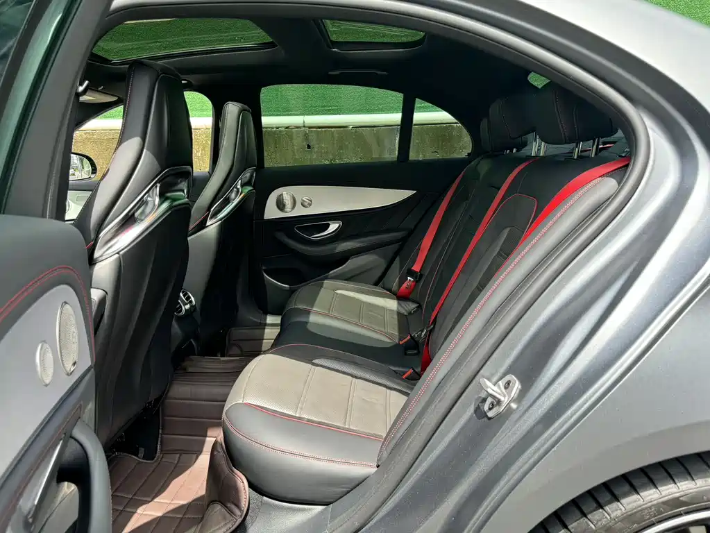 MERCEDES-BENZ E CLASS AMG