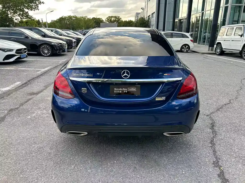 Mercedes-Benz C-Class — миниатюра 6