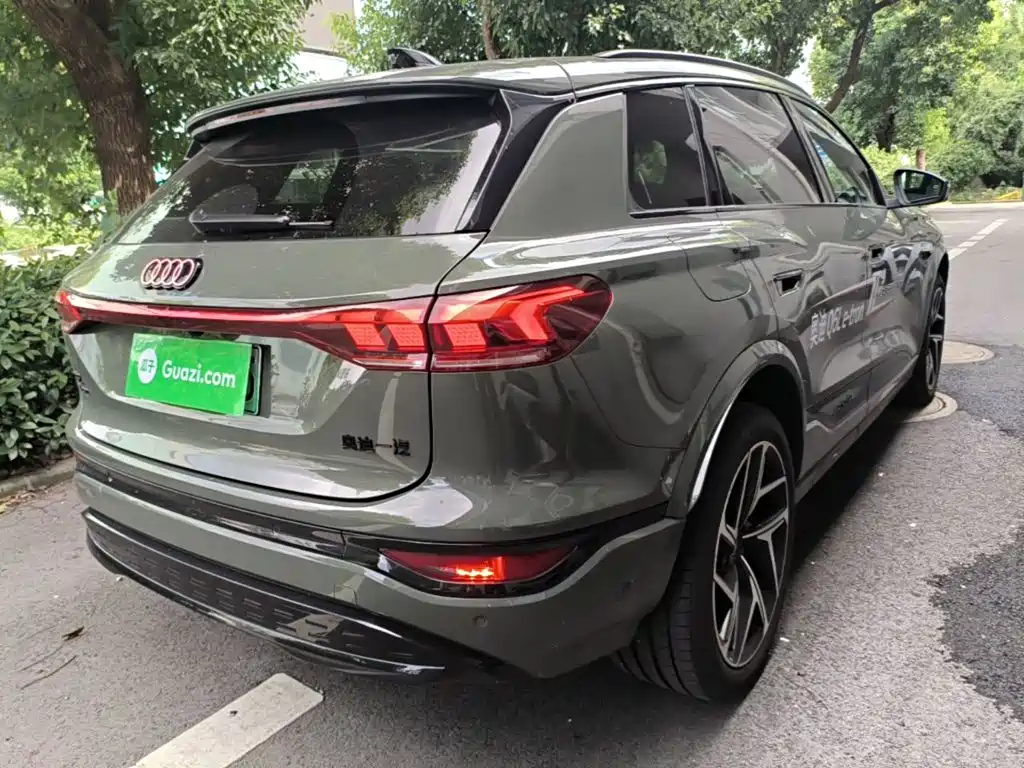 Audi AudiQ6L e-tron — миниатюра 8