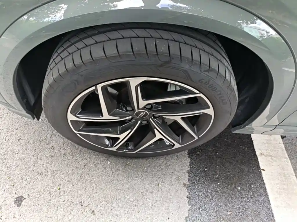 Audi AudiQ6L e-tron — миниатюра 23