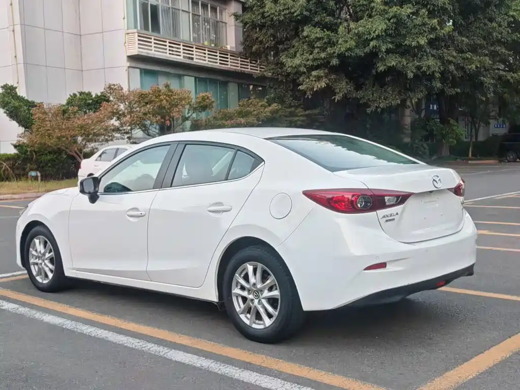 Mazda 3 Axela — миниатюра 5