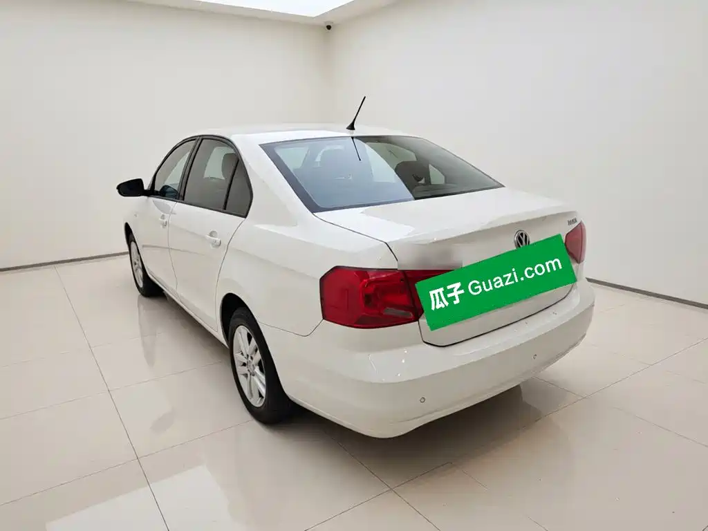 Volkswagen Jetta — миниатюра 4