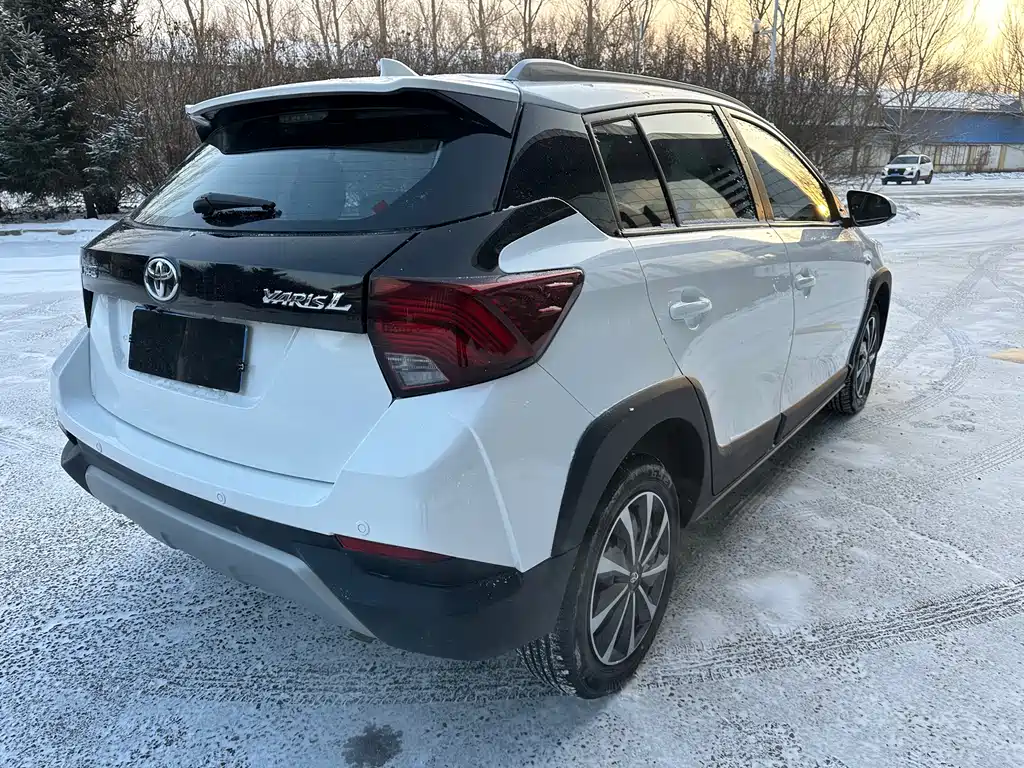 TOYOTA YARIS L ZHIXUAN