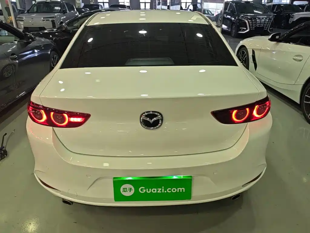 Mazda 3 Axela — миниатюра 6