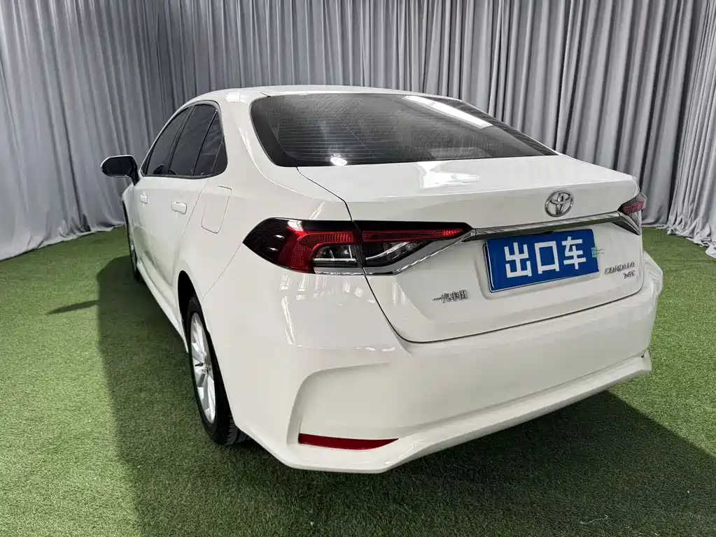 Toyota Corolla — миниатюра 5