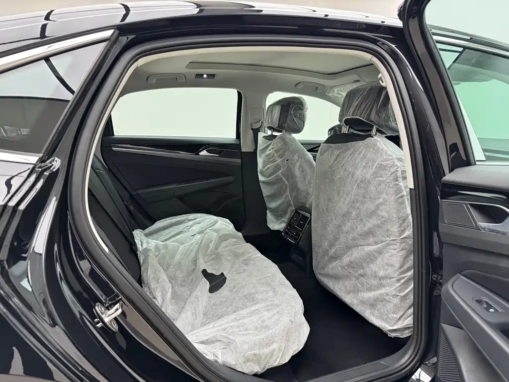 Volkswagen Passat — миниатюра 17