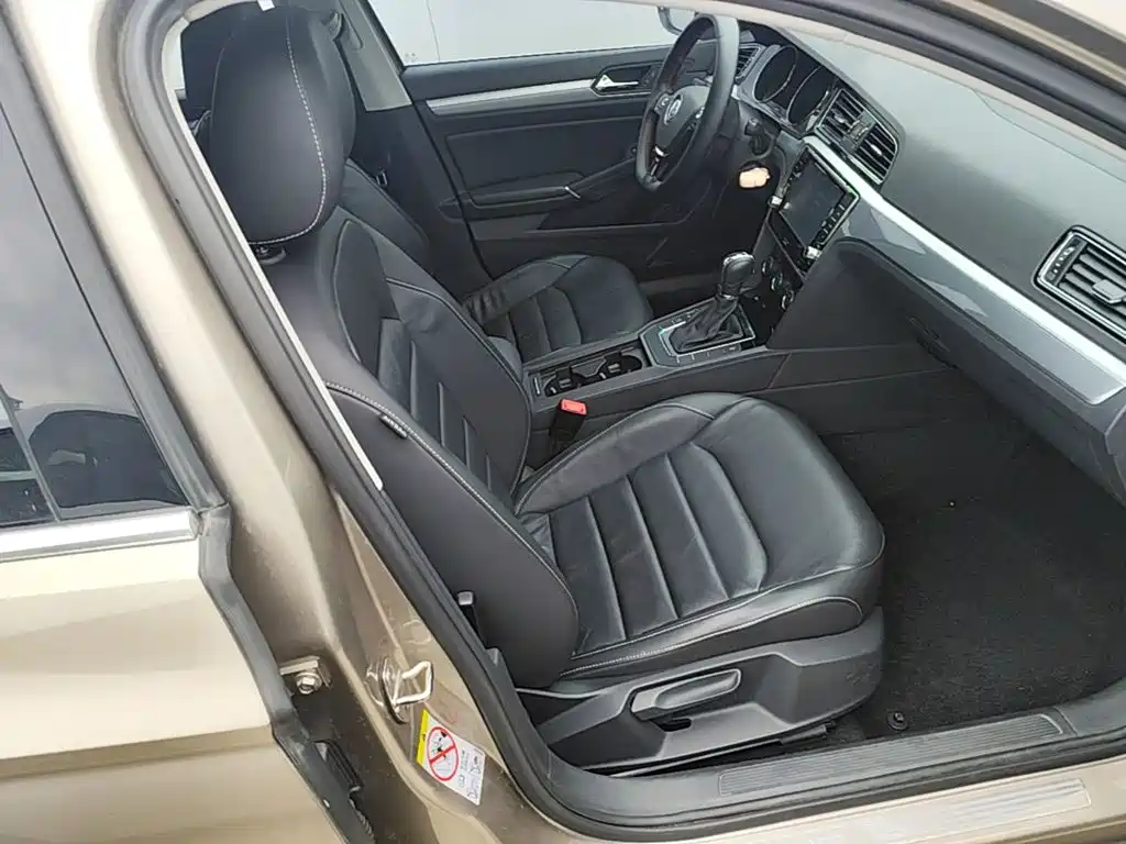 Volkswagen Lamando — миниатюра 25