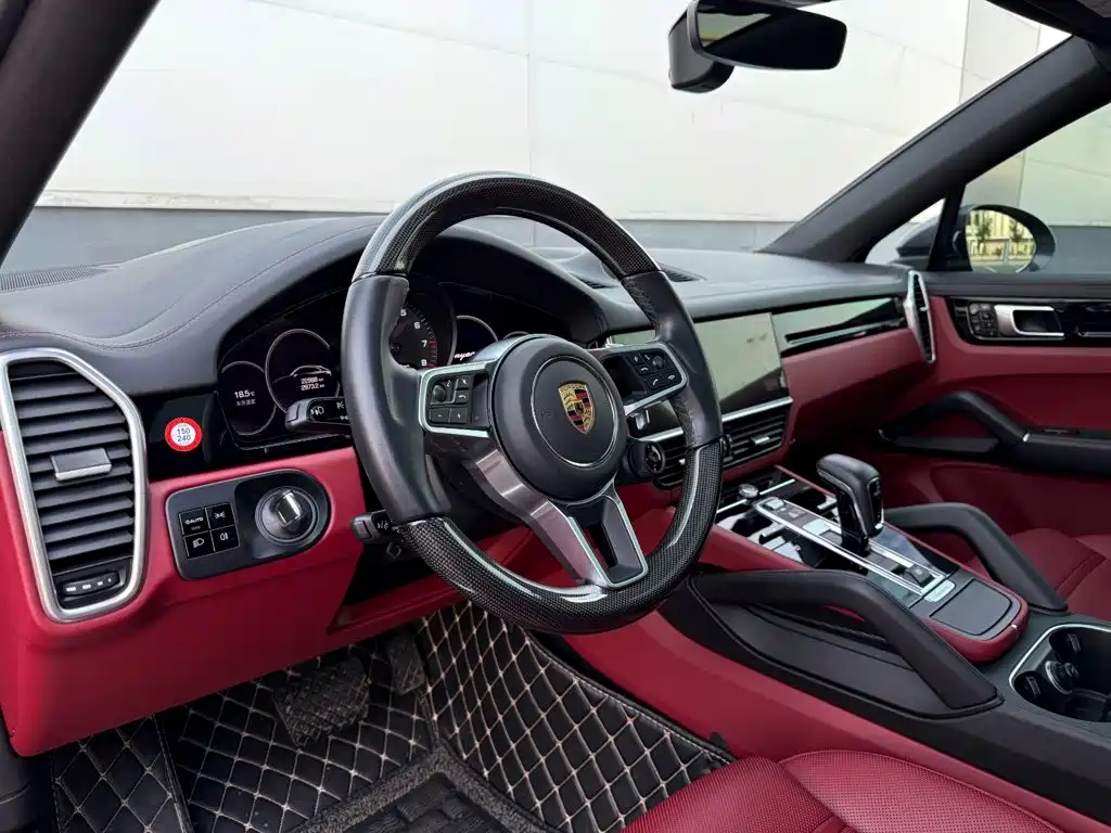 Porsche Cayenne — миниатюра 17