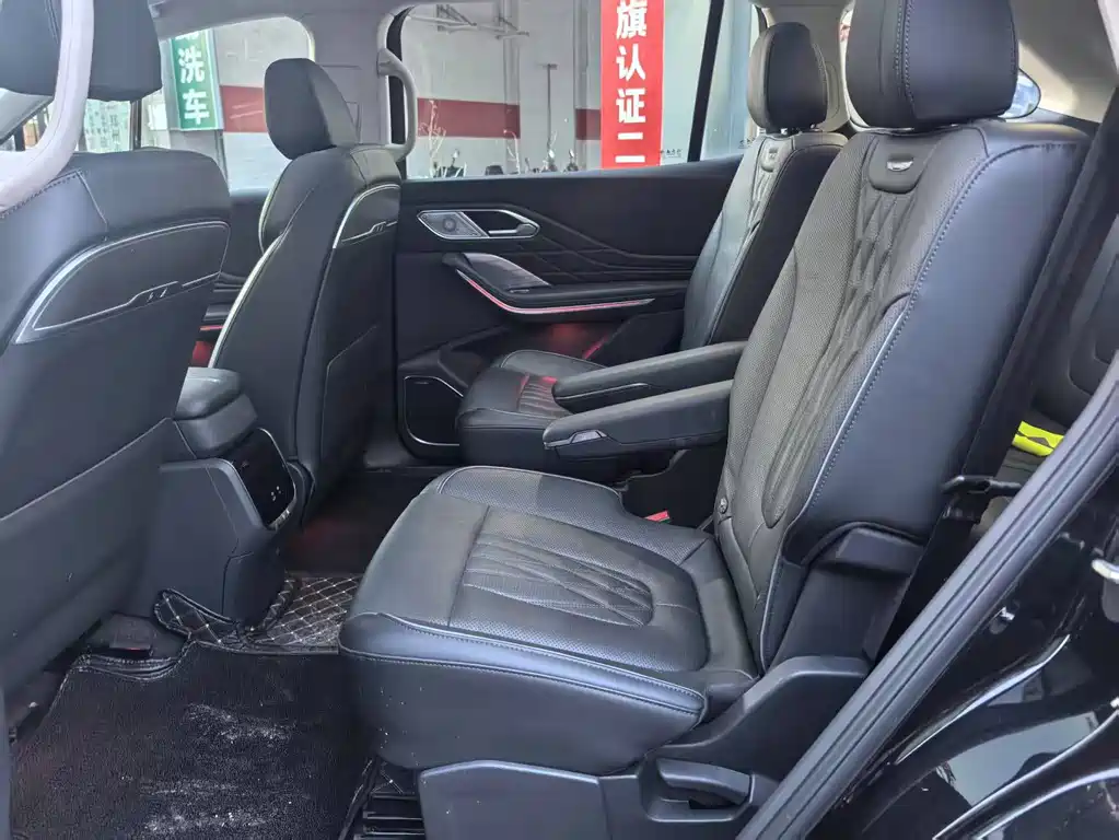 Hongqi HONGQI HS7 PHEV