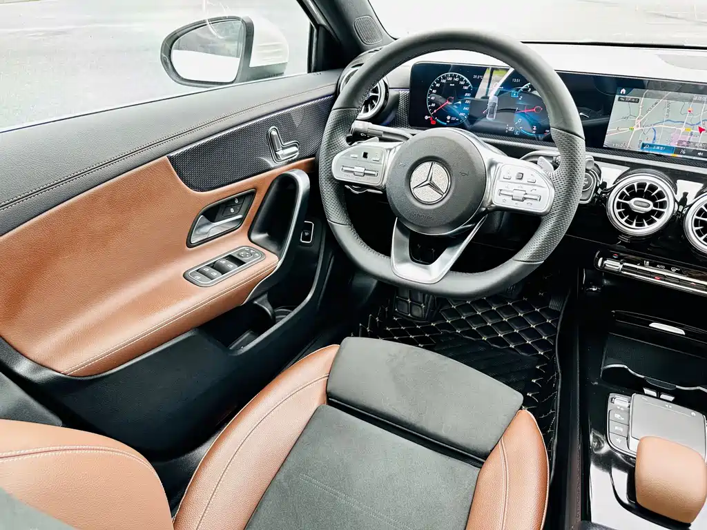 Mercedes-Benz A-Class — миниатюра 15