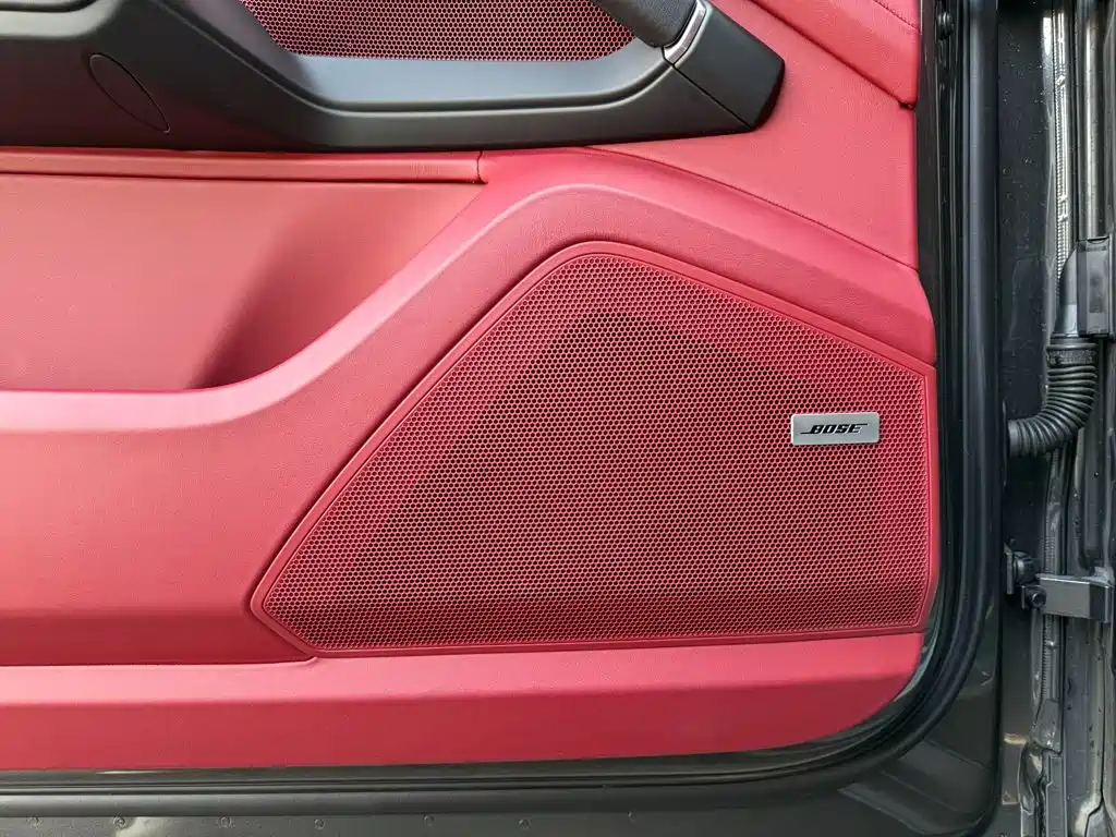 Porsche Cayenne — миниатюра 13