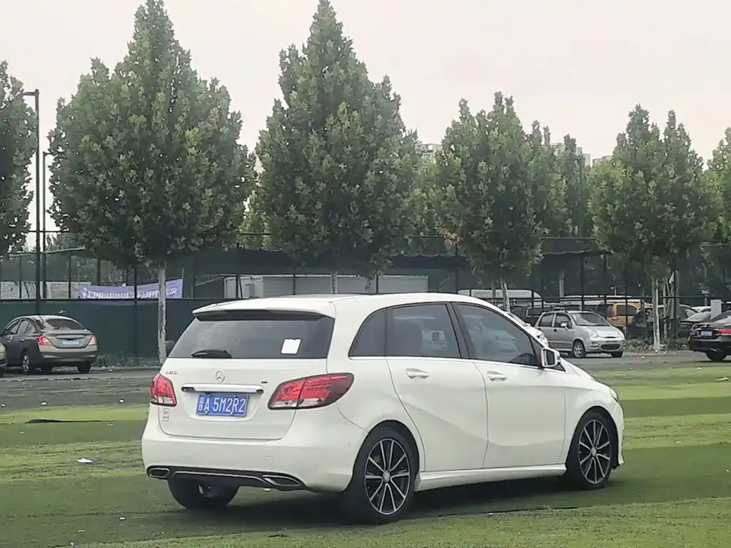 Mercedes-Benz B-Class — миниатюра 4