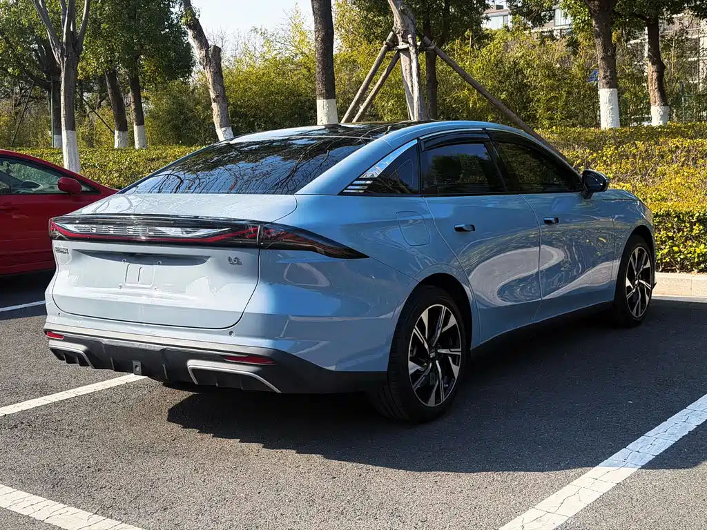 GEELY GALAXY GALAXY L6