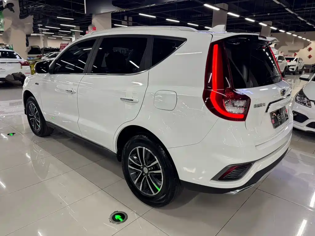 Geely Vision X6 — миниатюра 7