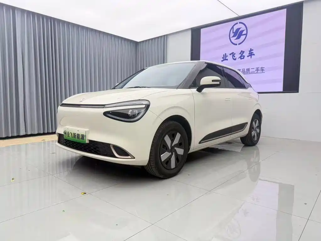 eπ Nano 01