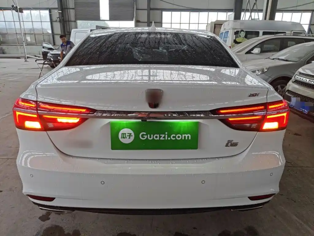 Roewe Roewe i6 Classic — миниатюра 6