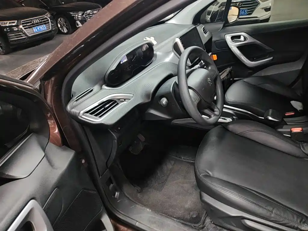 Peugeot 2008 — миниатюра 16