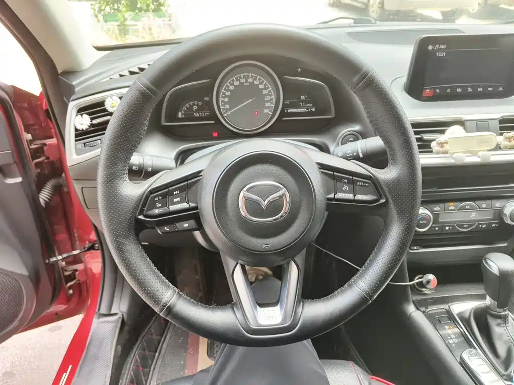 Mazda 3 Axela — миниатюра 3