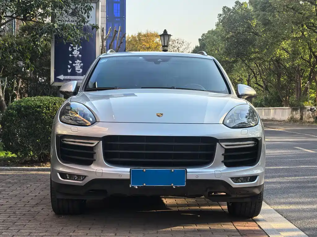 Porsche Cayenne 2015 Cayenne Turbo 4.8T