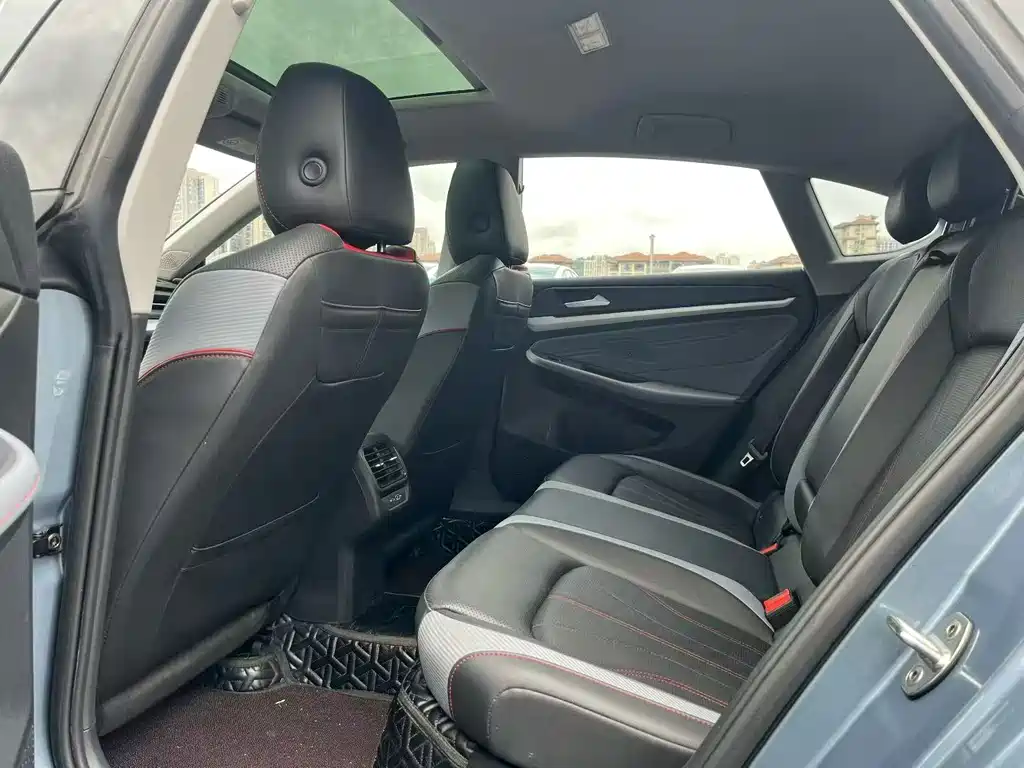 Volkswagen Lamando — миниатюра 6