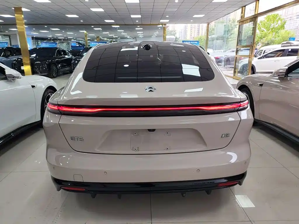 NIO ET5 — миниатюра 6