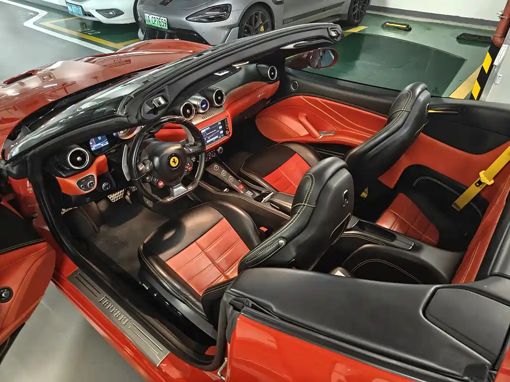 Ferrari California T 2015 3.9T