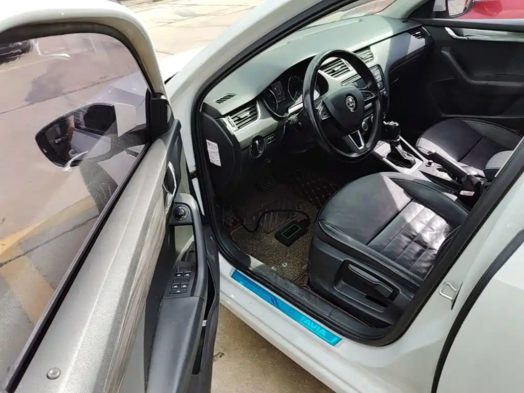 Skoda Octavia — миниатюра 16