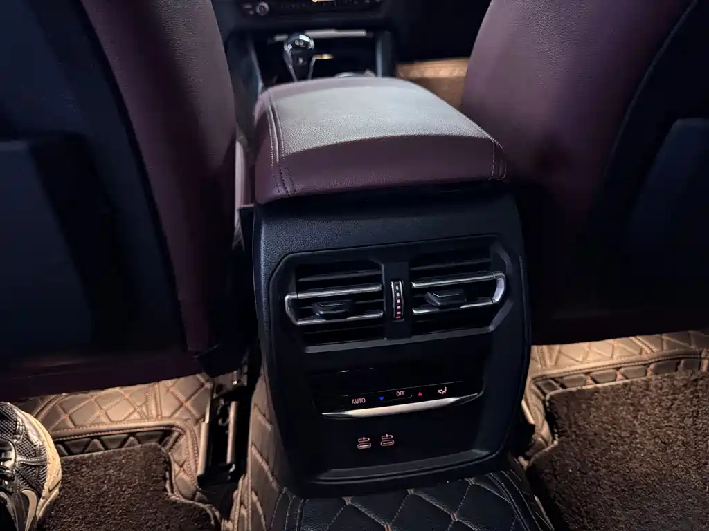BMW 3 Series — миниатюра 7