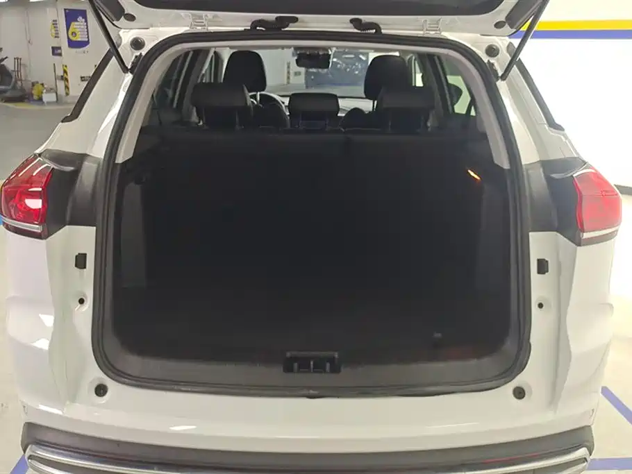 GEELY AUTOMOBILE BOYUE