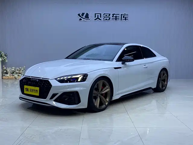 AUDI RS 5 2022
