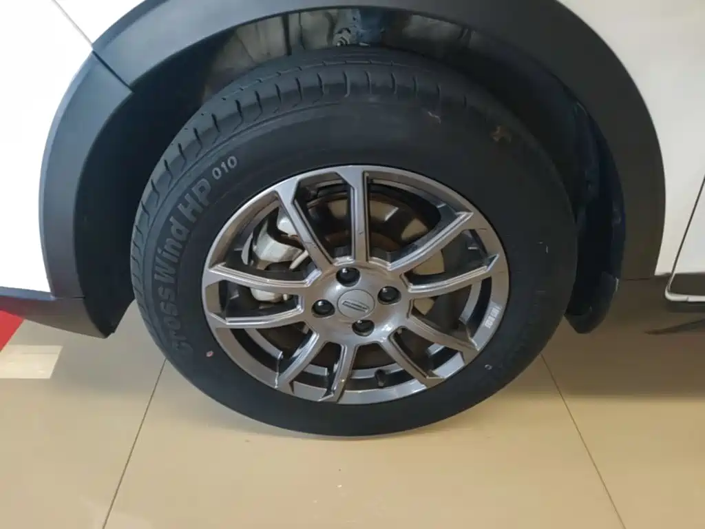 Geely Vision X3 — миниатюра 23