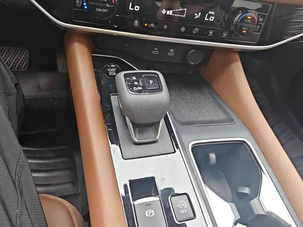 Nissan Teramont — миниатюра 14