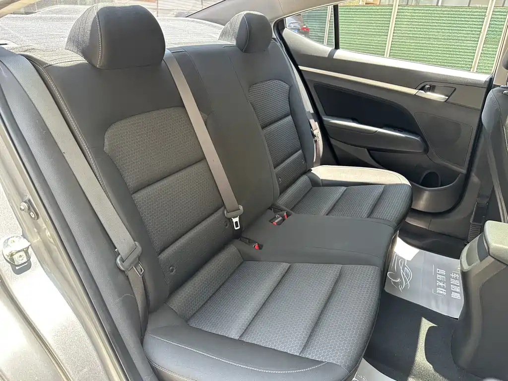 Hyundai Elantra 2016 1.6L AT Elite