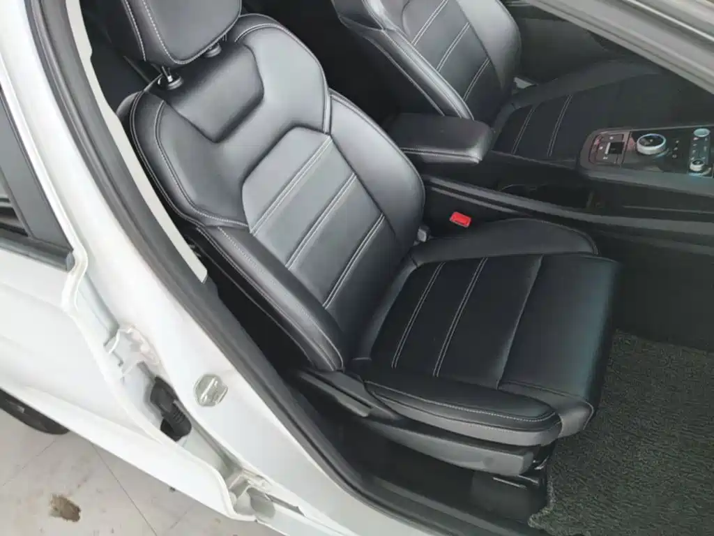 BYD e2 — миниатюра 25
