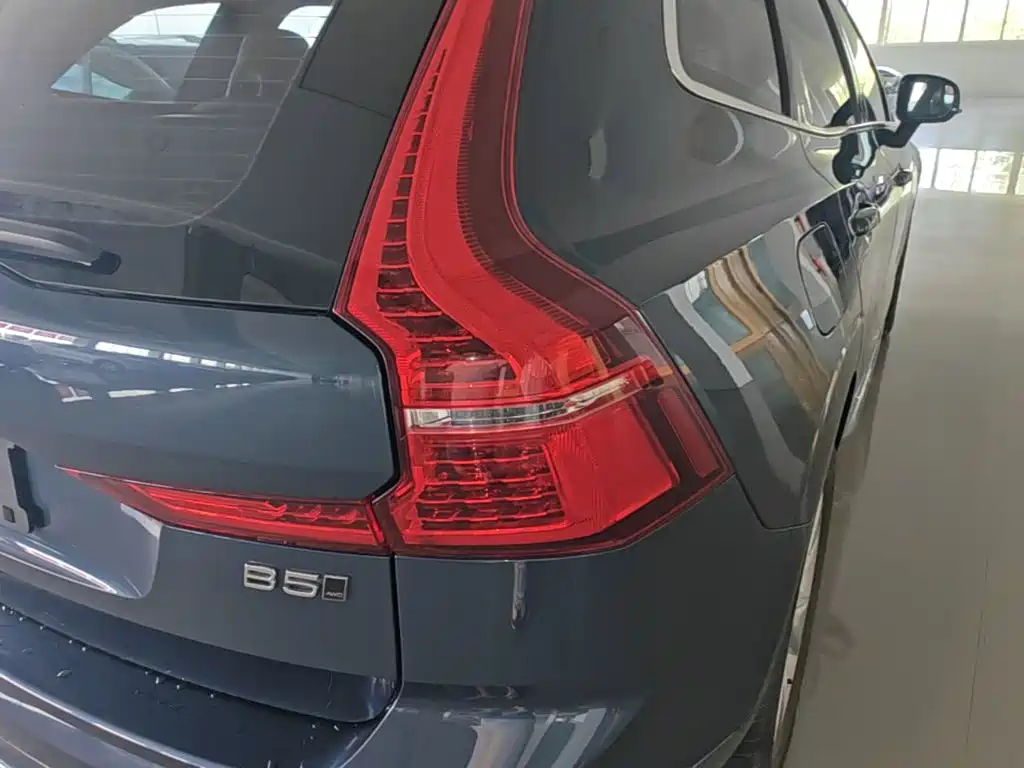Volvo XC60 — миниатюра 8