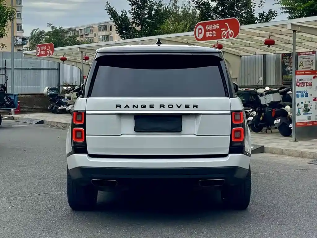 Land Rover Range Rover — миниатюра 4