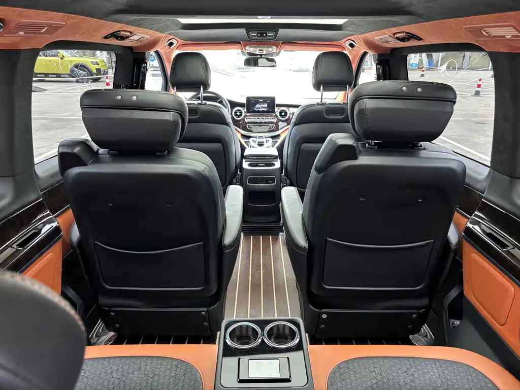 Mercedes-Benz V-Class — миниатюра 19