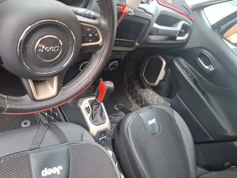 Jeep Renegade — миниатюра 16