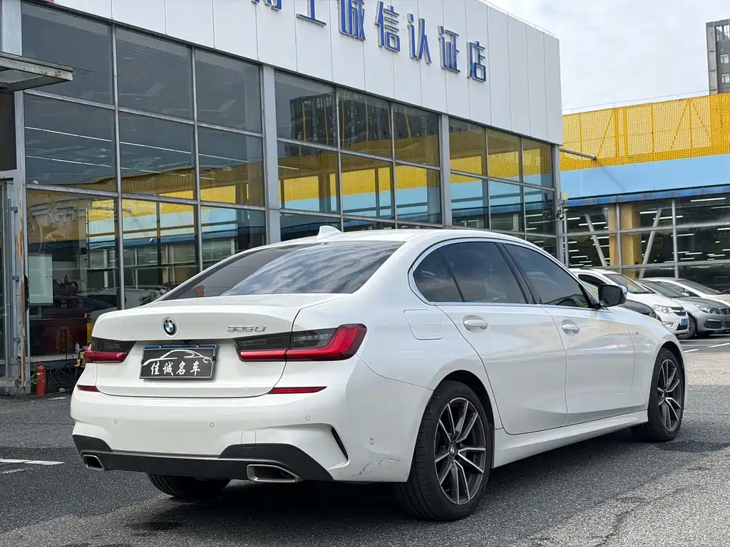 BMW 3 Series — миниатюра 2