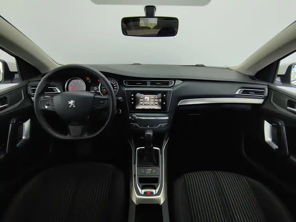 Peugeot 408 — миниатюра 5