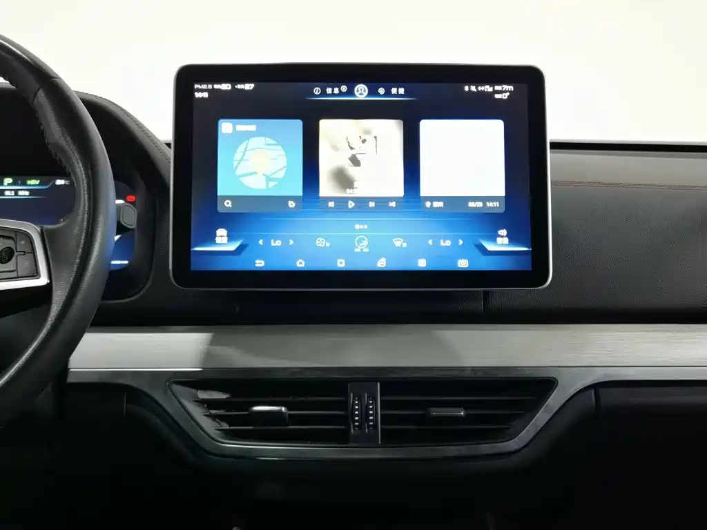 BYD Tang New Energy — миниатюра 12