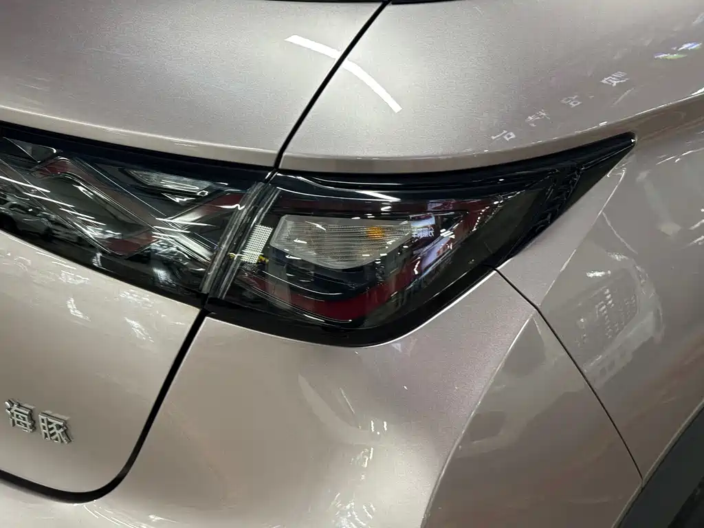 BYD Dolphin — миниатюра 12