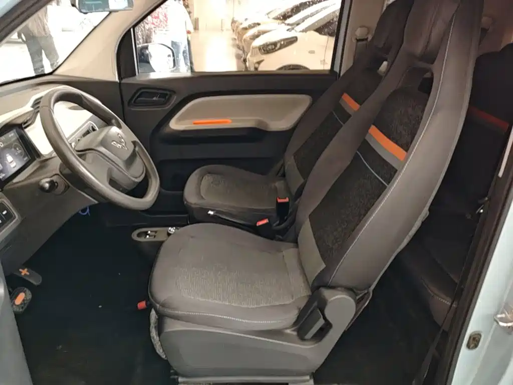 Wuling MINIEV — миниатюра 15