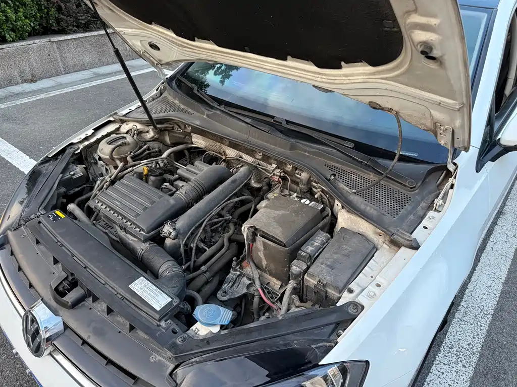 Volkswagen Golf — миниатюра 13