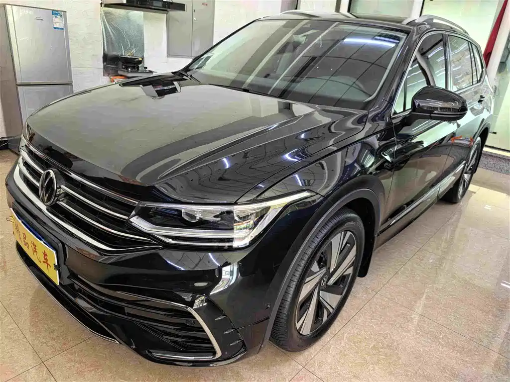 途观L 2023款 380TSI 自动四驱R-Line越享版7座 2023