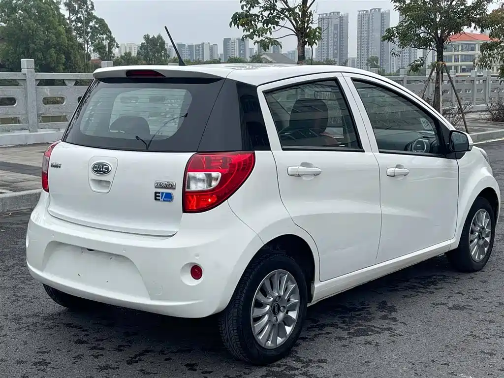 JIANGQI GROUP JAC IEV6E