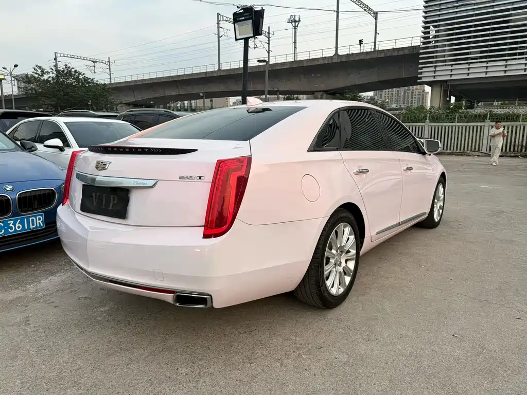 Cadillac XTS — миниатюра 9