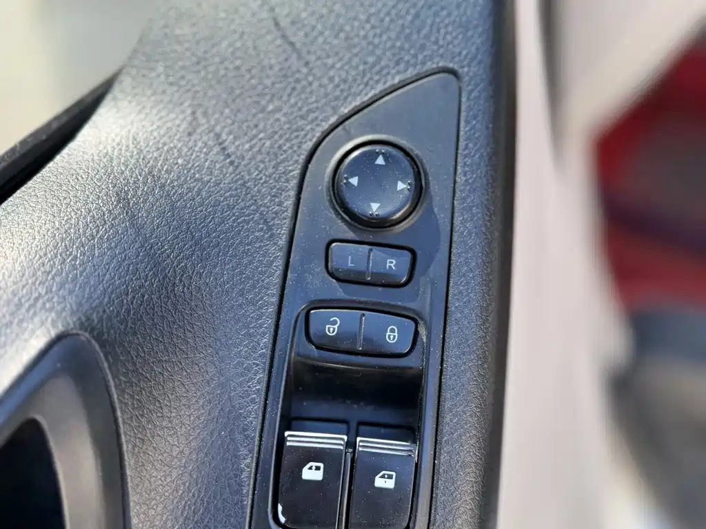 Maxus G10 — миниатюра 22