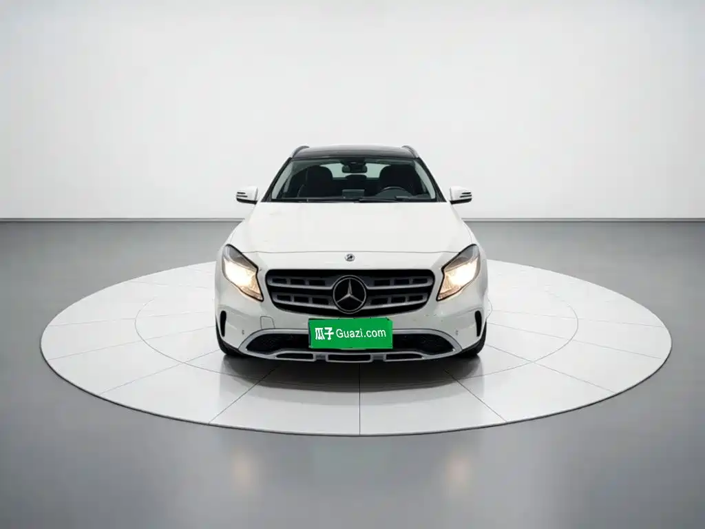 Mercedes-Benz GLA — миниатюра 2