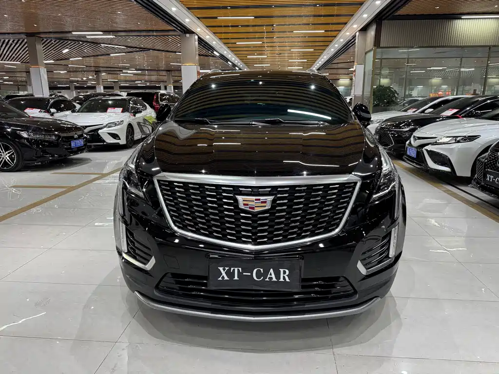 CADILLAC XT5